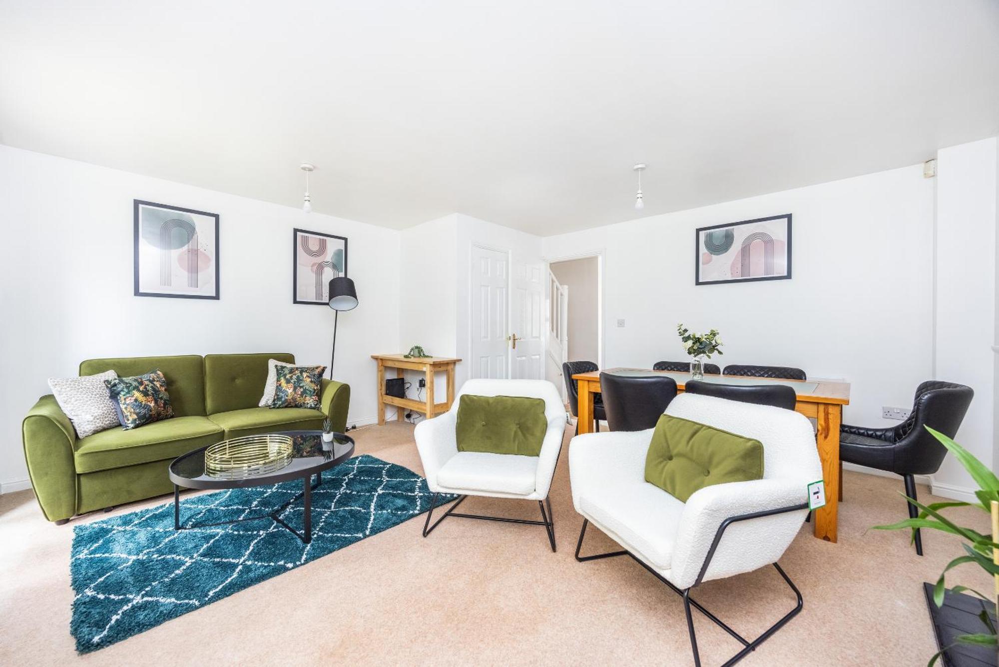 2 Tracy Avenue Villa Слау Екстериор снимка